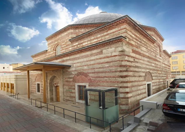 Kılıç Ali Paşa Hamamı exterior — the freestanding stone and brick structure with its lead dome in Tophane