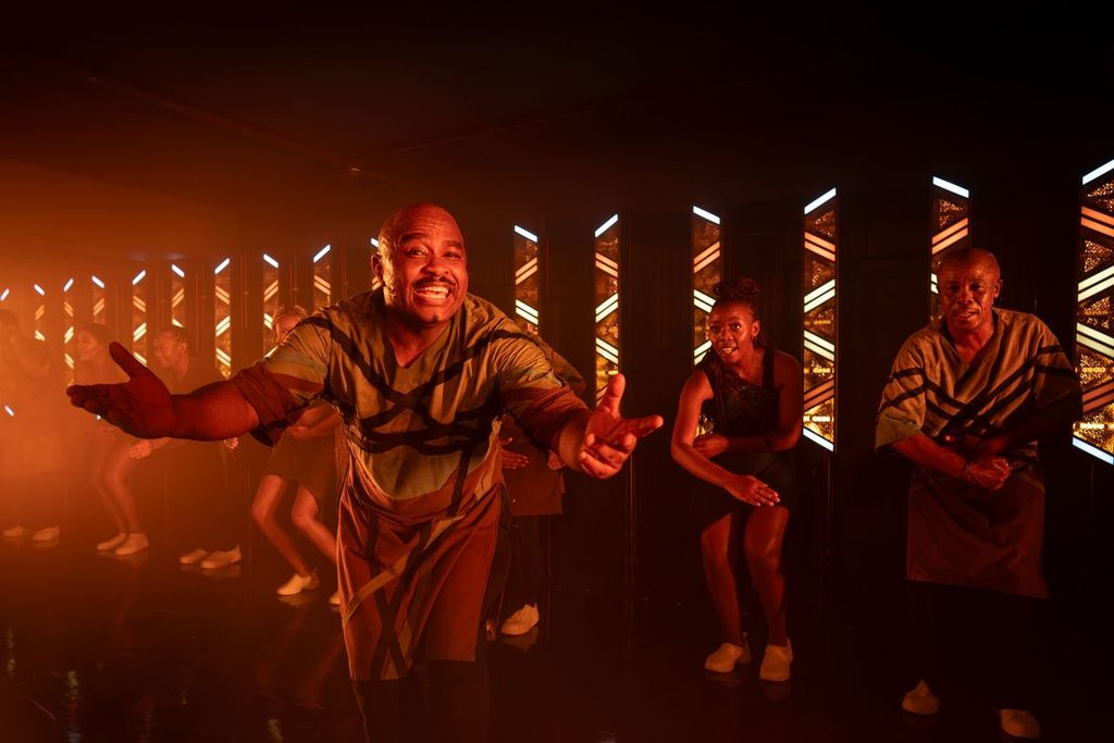 INALA stage performance at House of Sisters Grimm
