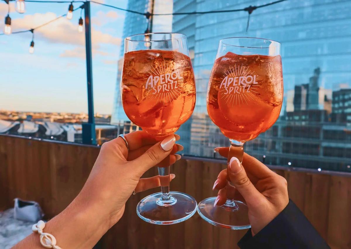 London Bridge Rooftop Bar — open-air Thames views