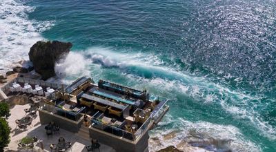 Rock Bar, Jimbaran: The Bar Built Into the Cliff